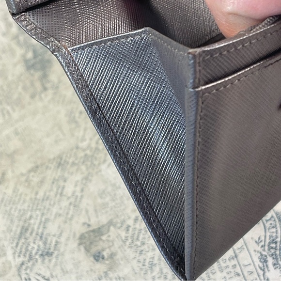 Salvatore Ferragamo Gancini Continental GJ-224633 - Picture 9 of 15